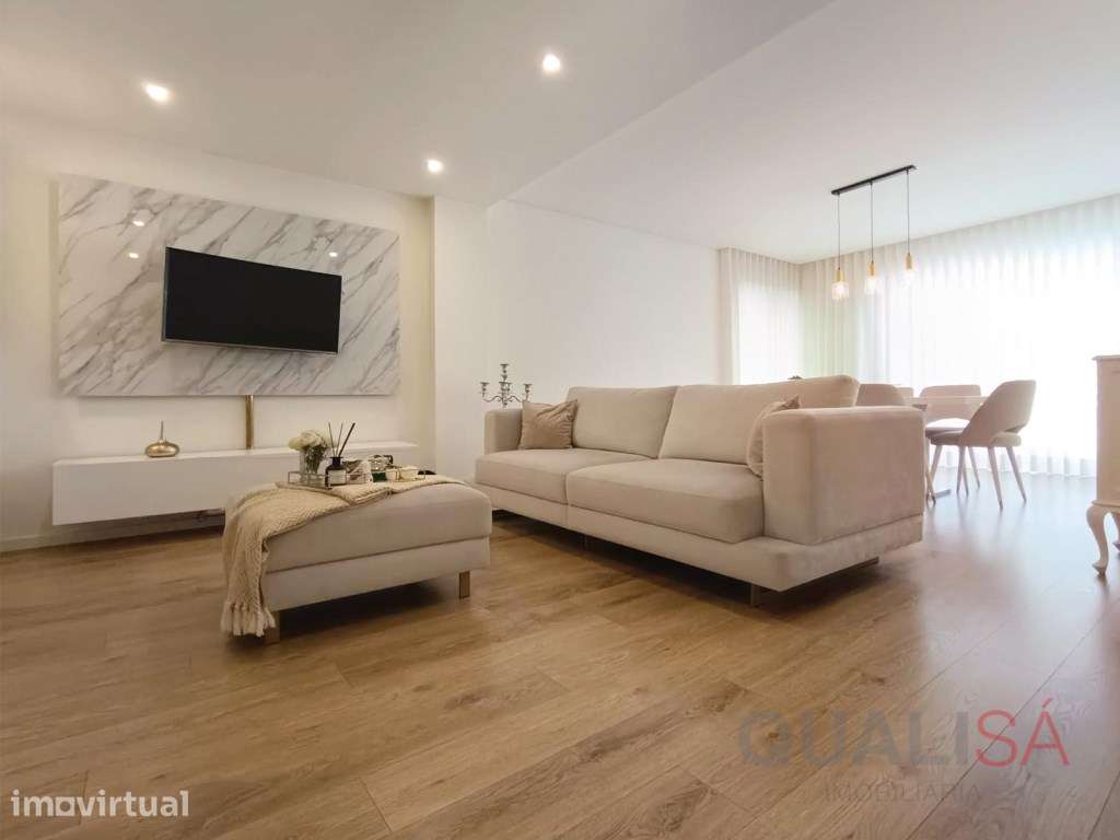 Apartamento T3 de gaveto com varandas, garagem fechada e excelentes... - Grande imagem: 2/45
