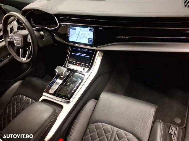 Audi Q7 - 6