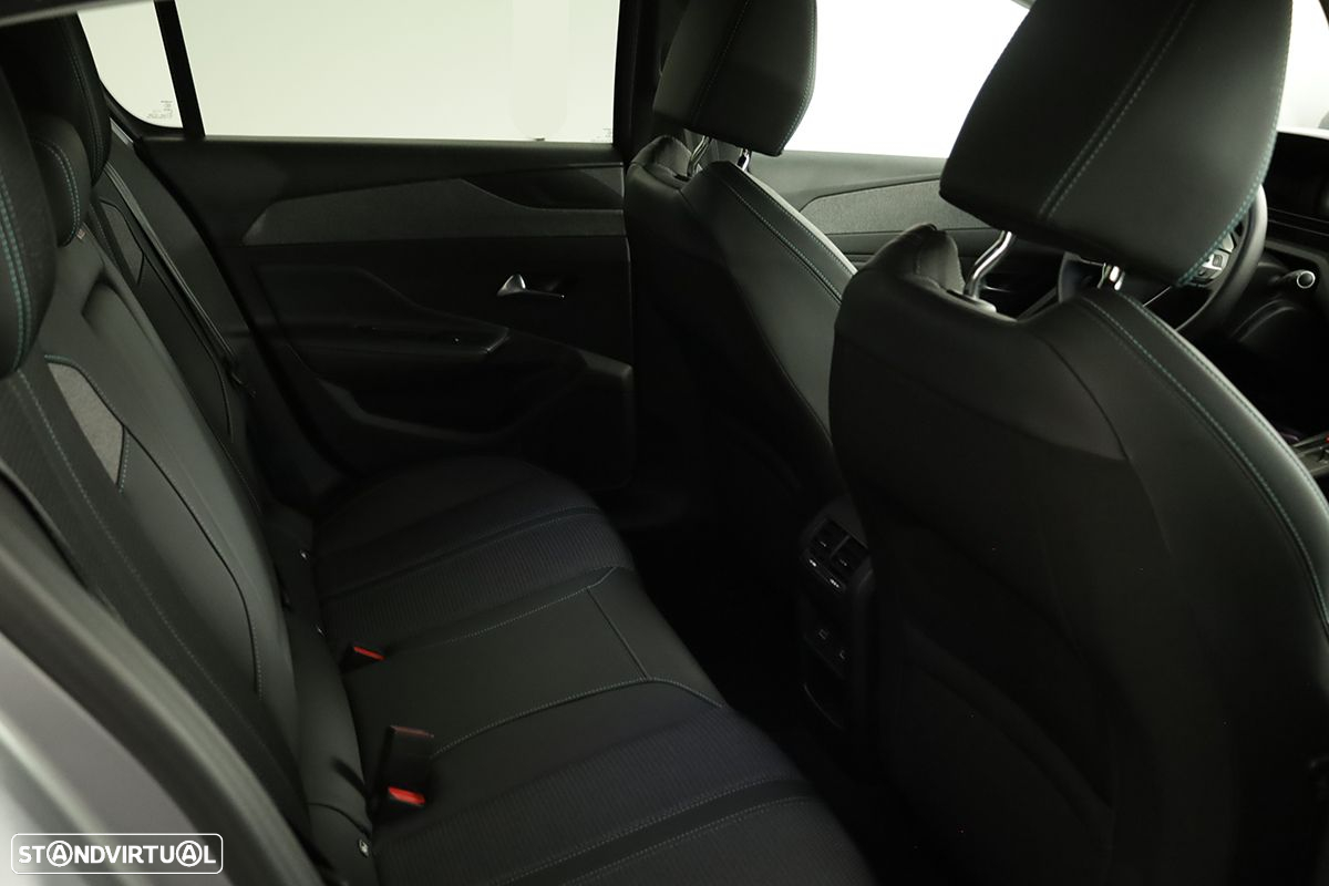 Peugeot 308 - 23