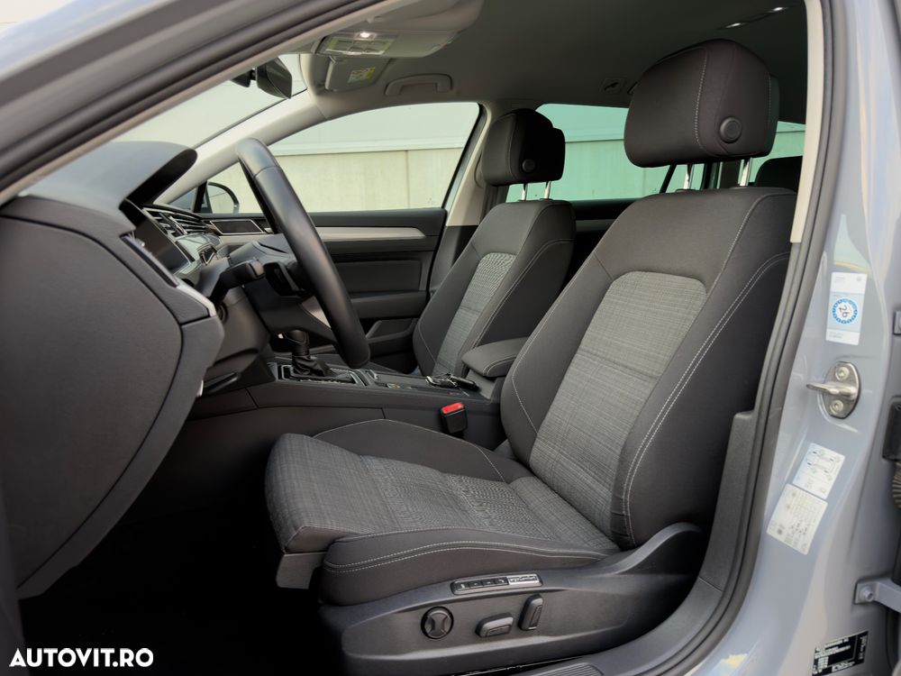 Volkswagen Passat Variant 2.0 TDI SCR DSG Business - 31