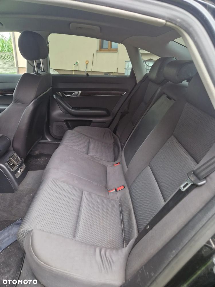 Audi A6 Limousine 2.4 - 4