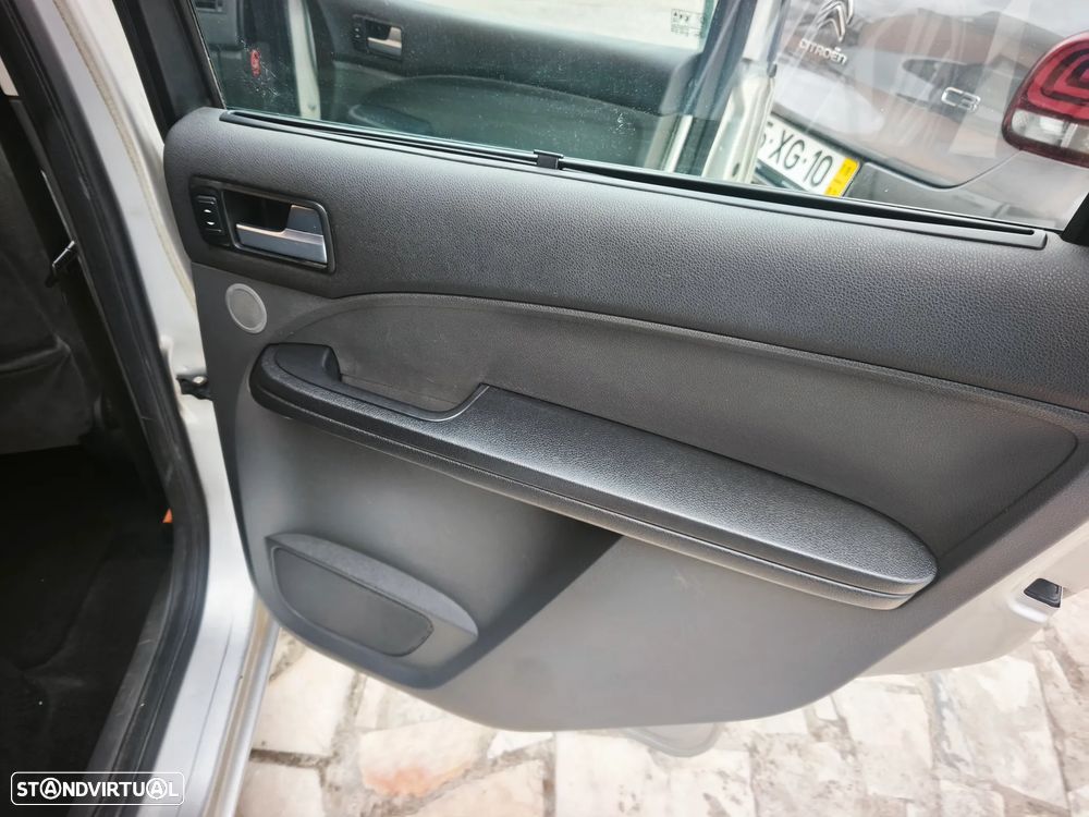 Ford Focus C-Max 1.6 TDCi Ghia - 13