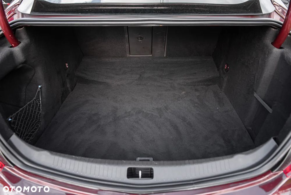 Opel Insignia - 28