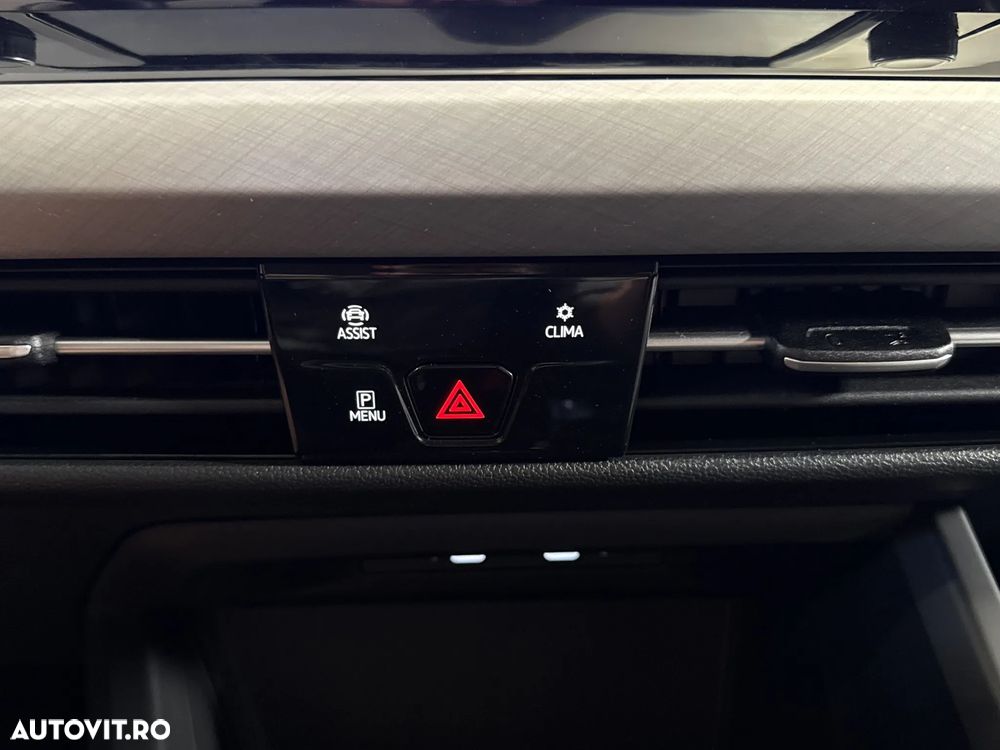 Volkswagen Golf - 18