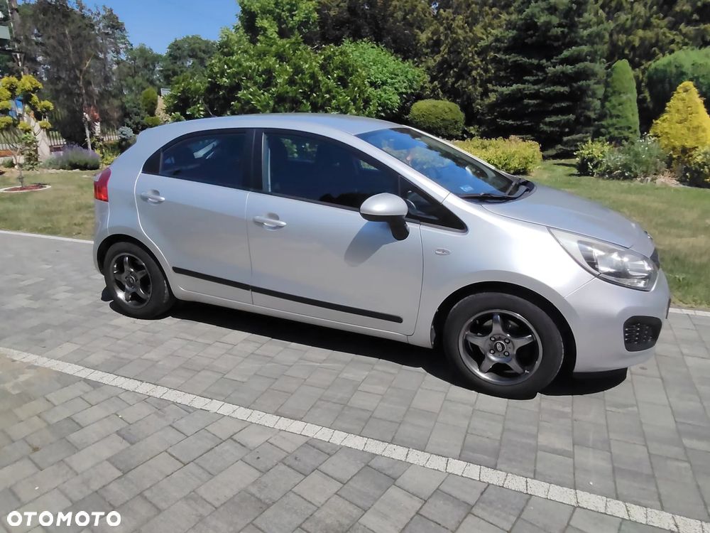 Kia Rio 1.2 M - 5