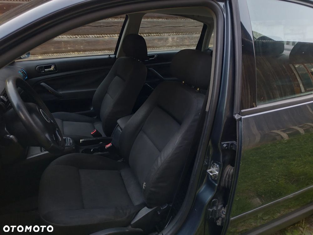Volkswagen Passat 1.9 TDI Basis - 15