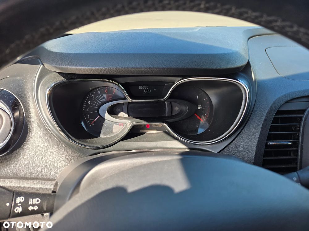 Renault Captur ENERGY TCe 120 EDC Luxe - 18