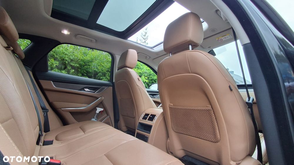 Jaguar F-Pace D200 AWD R-Dynamic SE 90th Anniversary Edition - 24