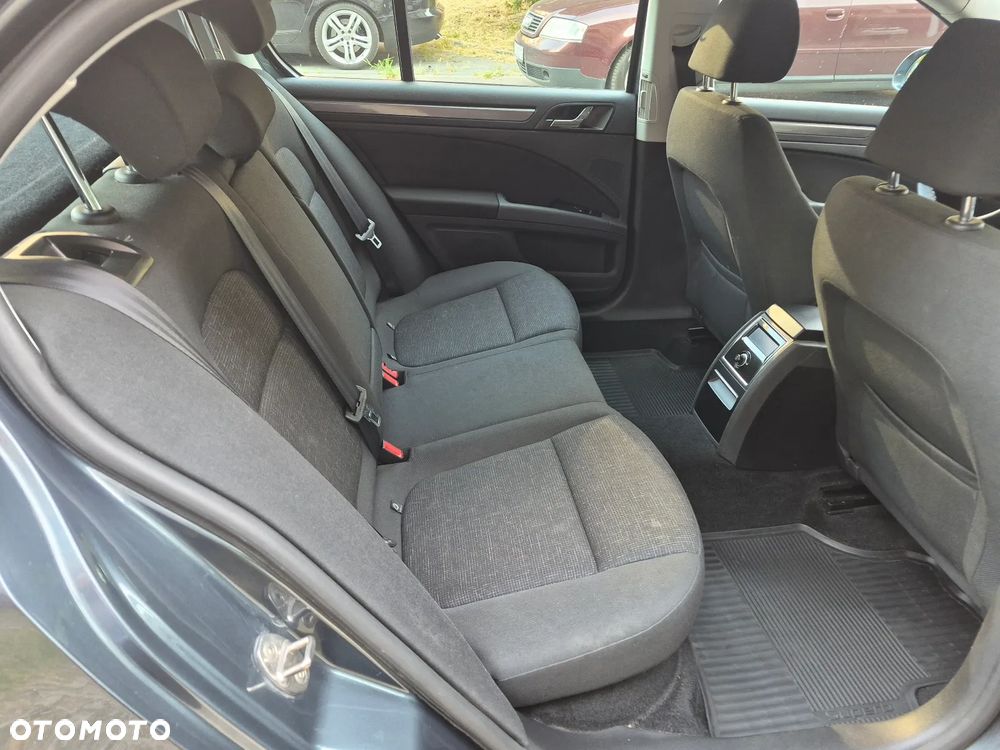 Skoda Superb 1.6 TDI Active - 13