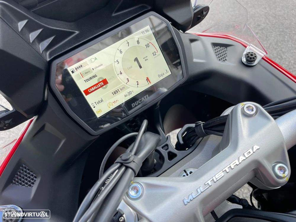 Ducati Multistrada V2 S - 10