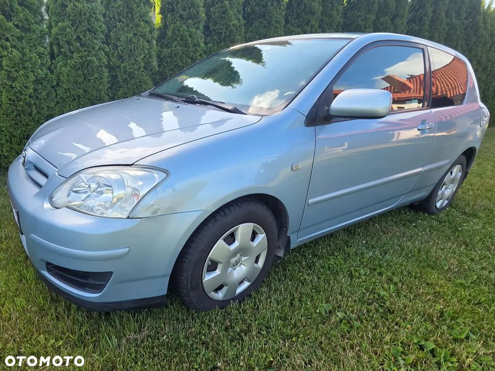 Toyota Corolla - 1