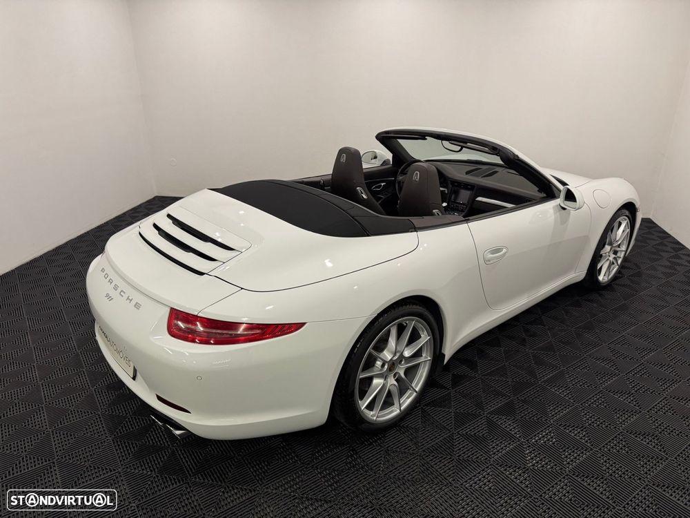 Porsche 911 (991) Carrera 2 - 32