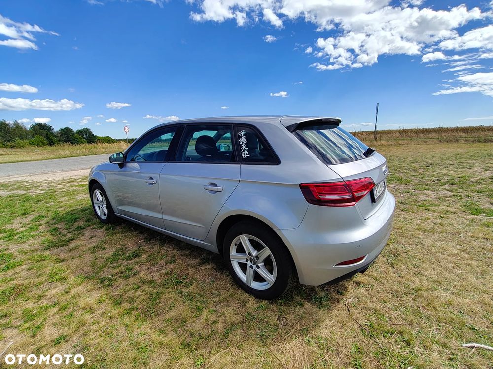 Audi A3 Sportback - 8