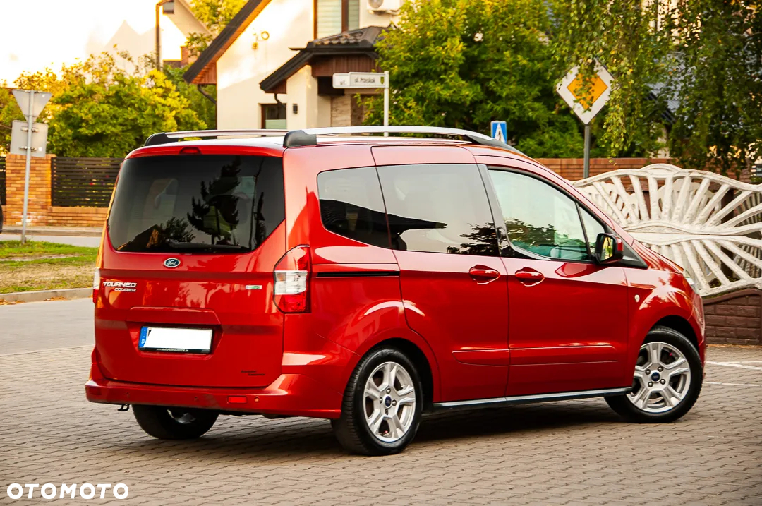 Ford Tourneo Courier 1.0 EcoBoost S&S Trend - 14
