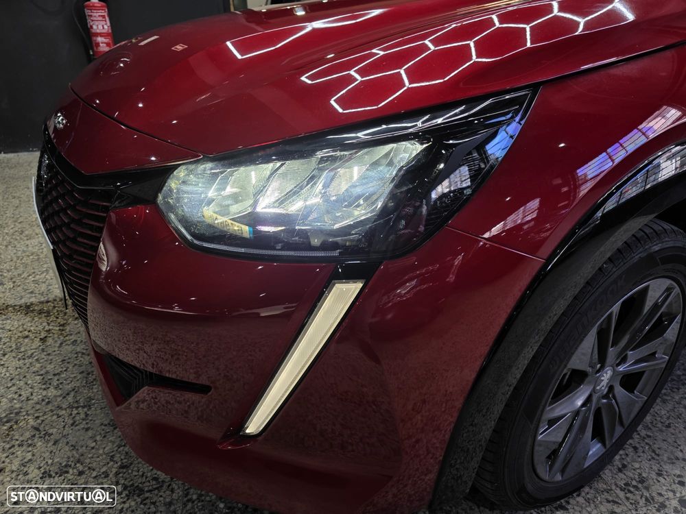 Peugeot e-208 Allure Pack - 9