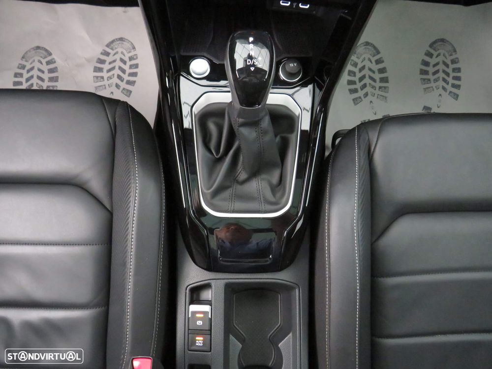 VW T-Roc 1.5 TSI R-Line DSG - 47