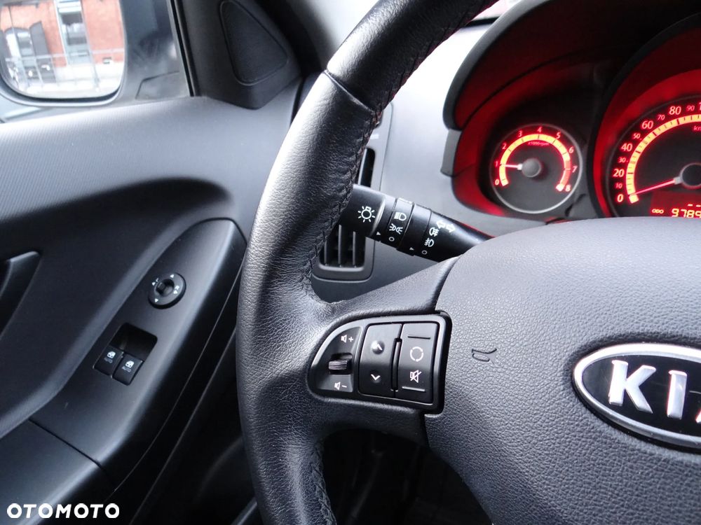 Kia ProCeed 1.4 CVVT Dream-Team Edition - 28