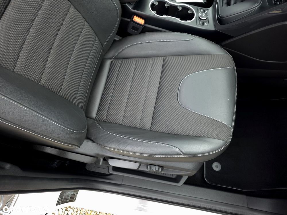 Ford Kuga 2.0 TDCi 4WD Titanium - 14