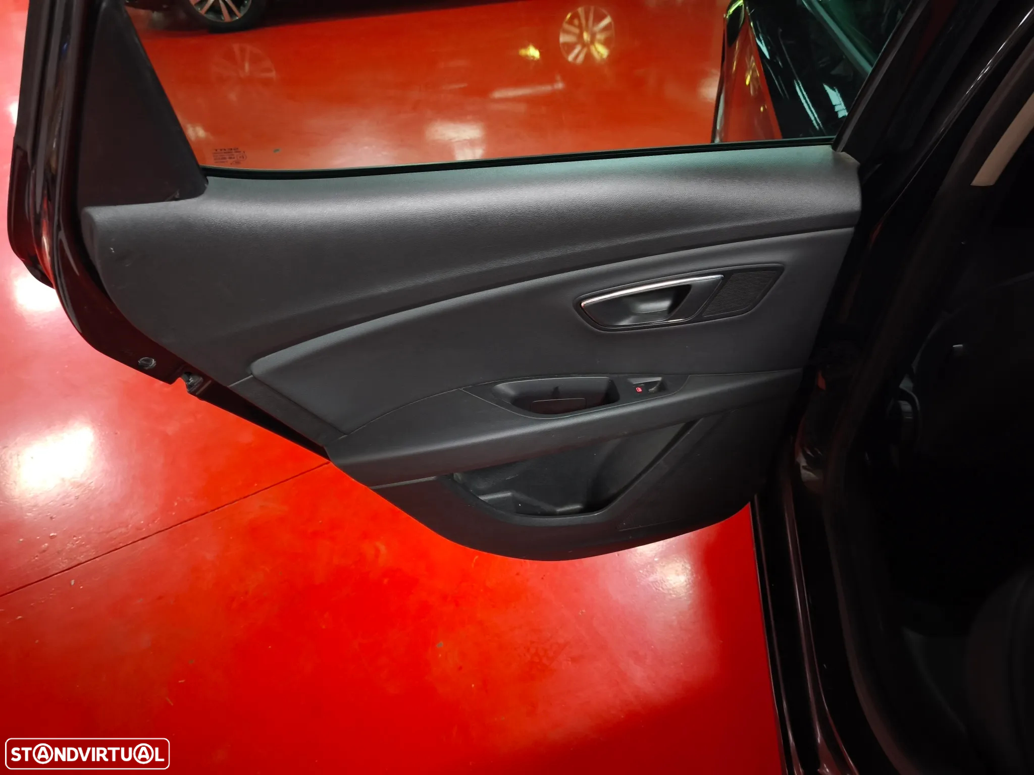 SEAT Leon 1.2 TSI S&S I-Tech - 25