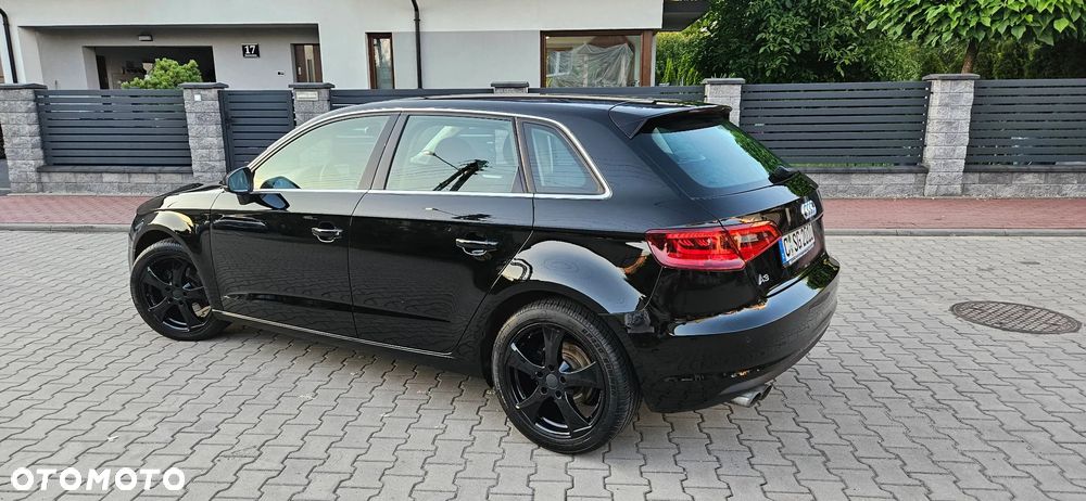 Audi A3 Sportback 1.4 TFSI Attraction - 4