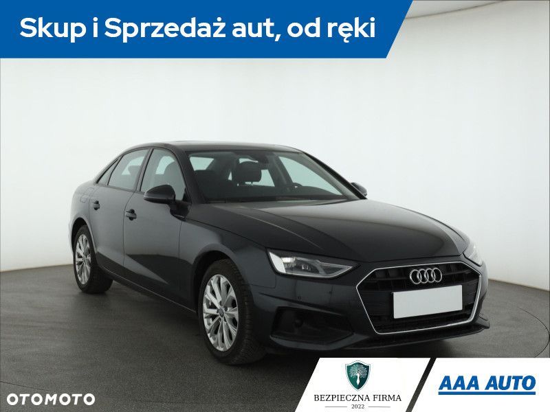 Audi A4 Limousine - 3