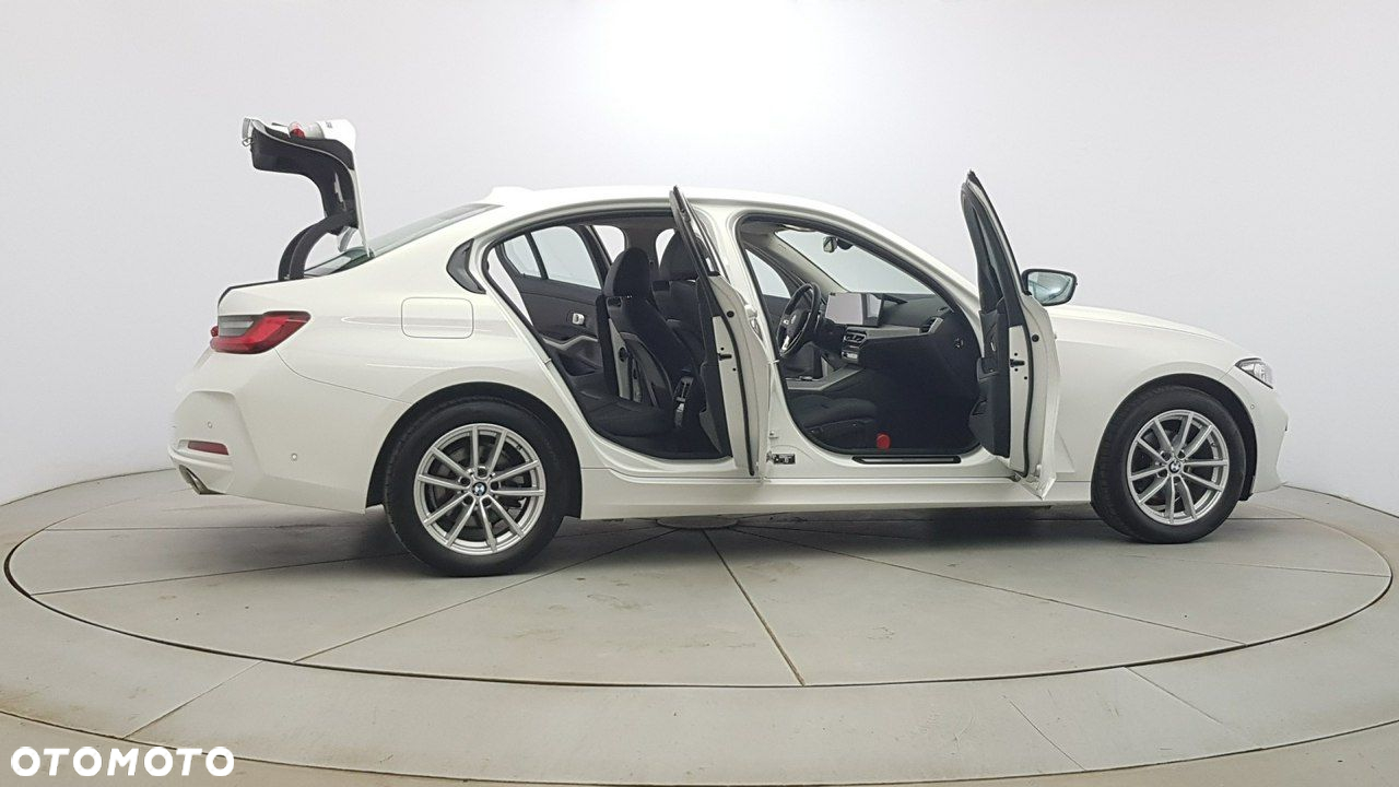 BMW Seria 3 - 12