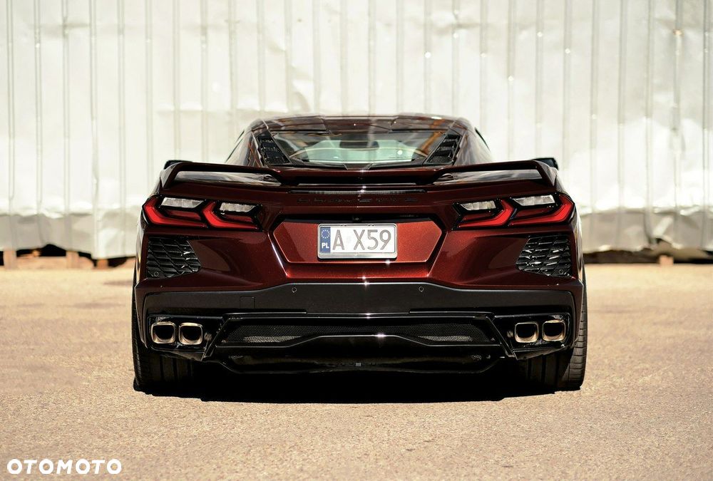 Chevrolet Corvette - 22