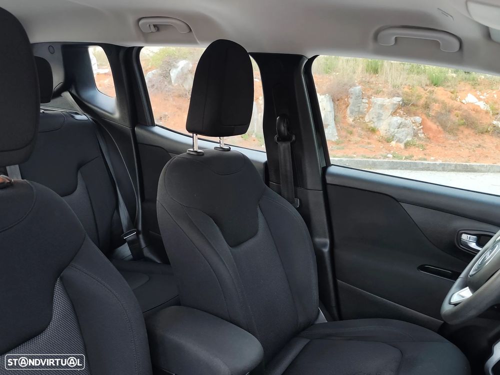 Jeep Renegade 1.0 T-GDI Sport - 17