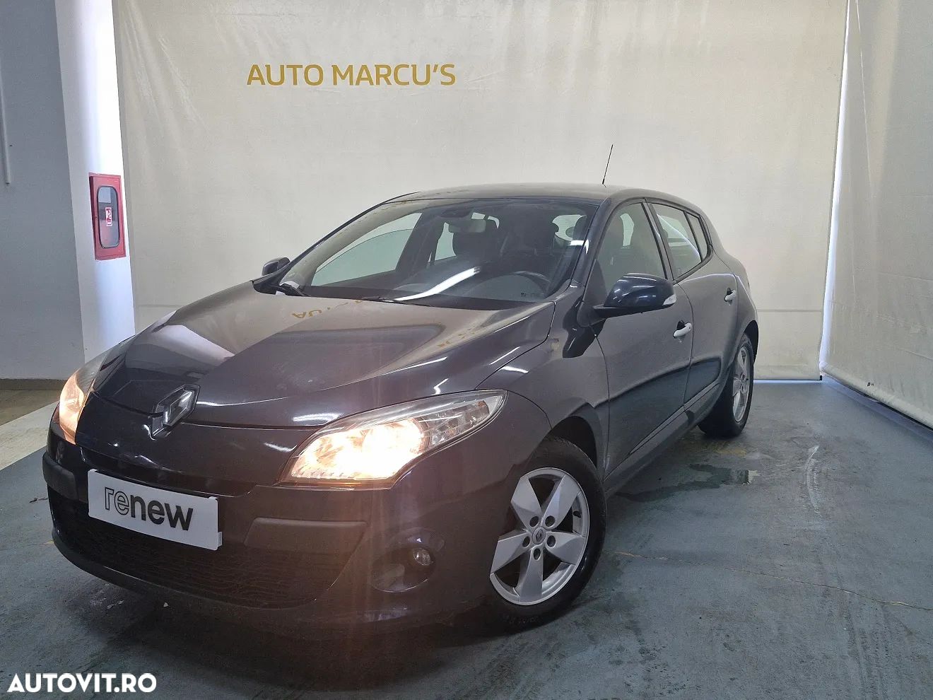 Renault Megane Estate 1.4 TCe Expression - 1