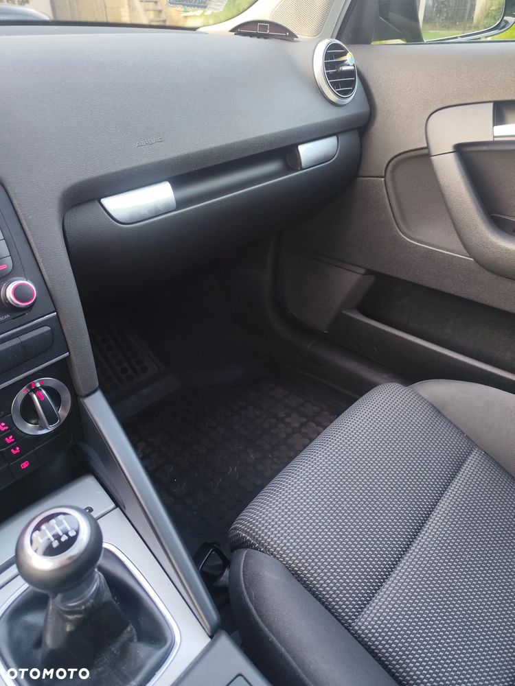 Audi A3 Sportback - 11
