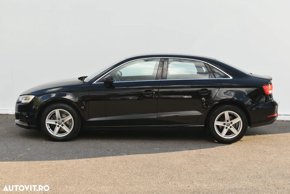 Audi A3 1.6 TDI clean Stronic Ambition - 14