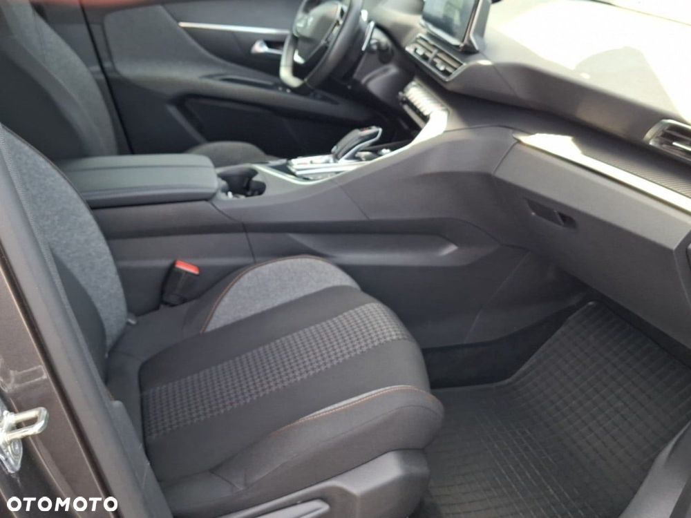 Peugeot 3008 1.2 PureTech Active Pack S&S EAT8 - 20