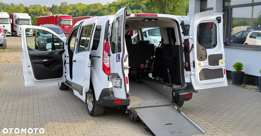 Ford Transit Connect - 24