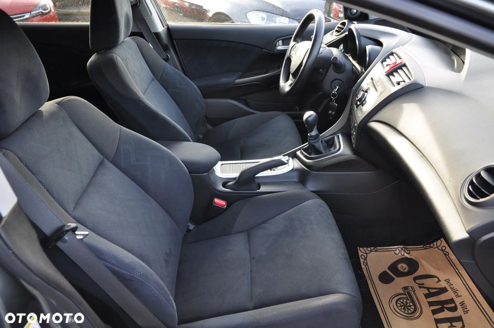 Honda Civic 1.8i-VTEC Executive - 11