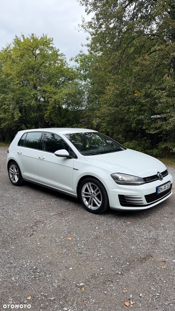 Volkswagen Golf 2.0 TDI BMT GTD - 5