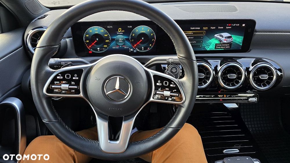 Mercedes-Benz Klasa A 200 Style 7G-DCT - 8