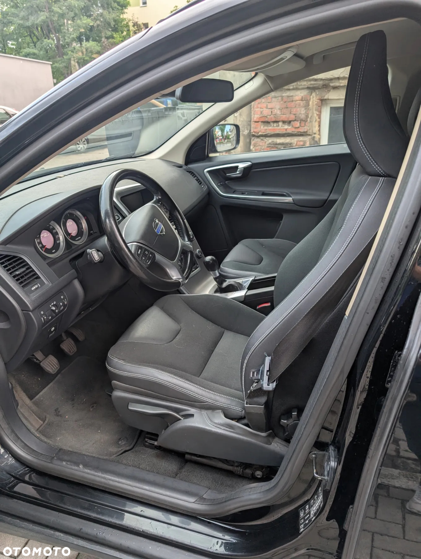 Volvo XC 60 D3 Momentum - 13