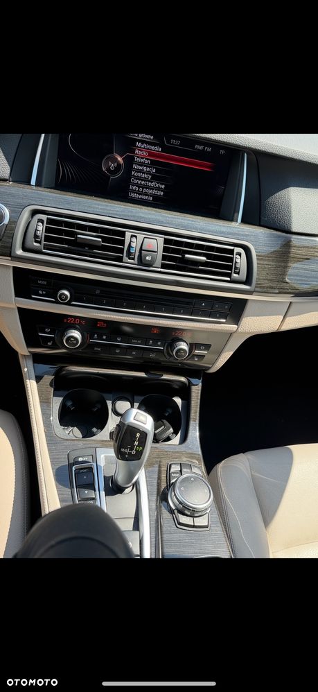 BMW Seria 5 528i xDrive Sport-Aut Luxury Line - 10