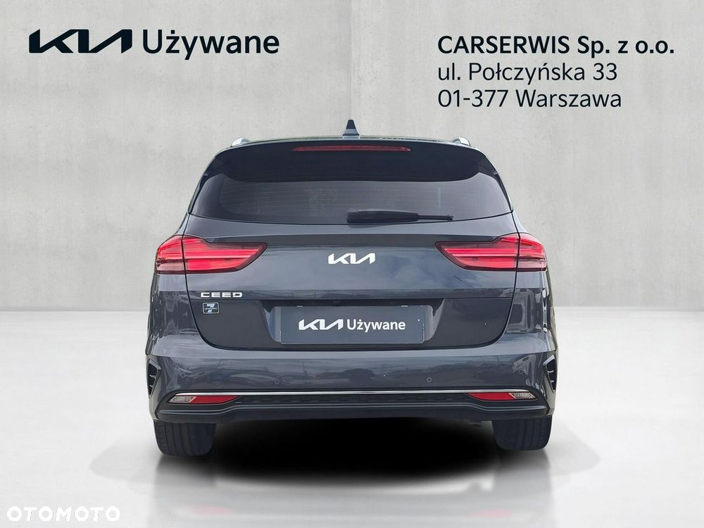 Kia Ceed - 4