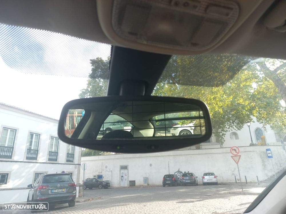 Citroën C4 1.6 HDi 110 VTS - 17