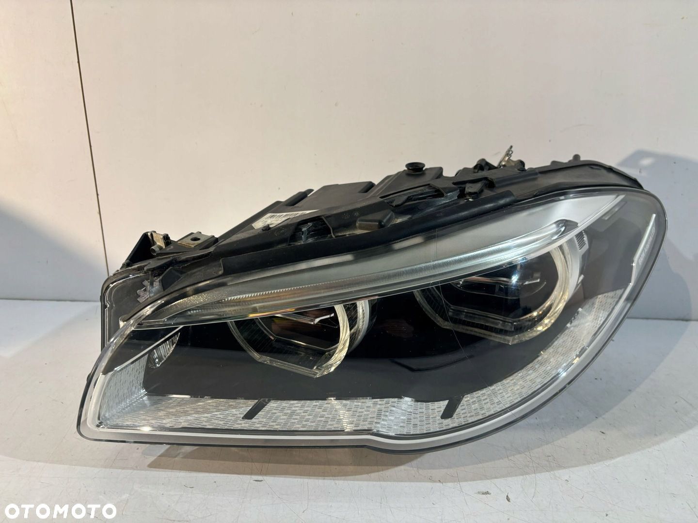 BMW 5 F10 F11 LCI Lampa Adaptive Led Lewa - 17578 - 1