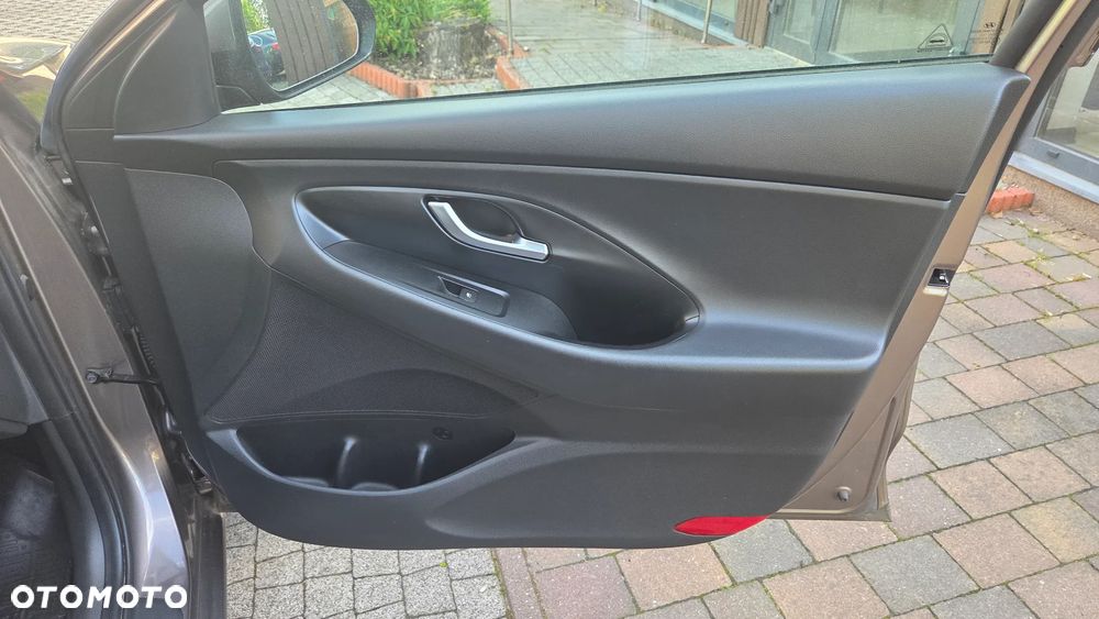 Hyundai i30 1.5 T-GDI 48V Premium - 32