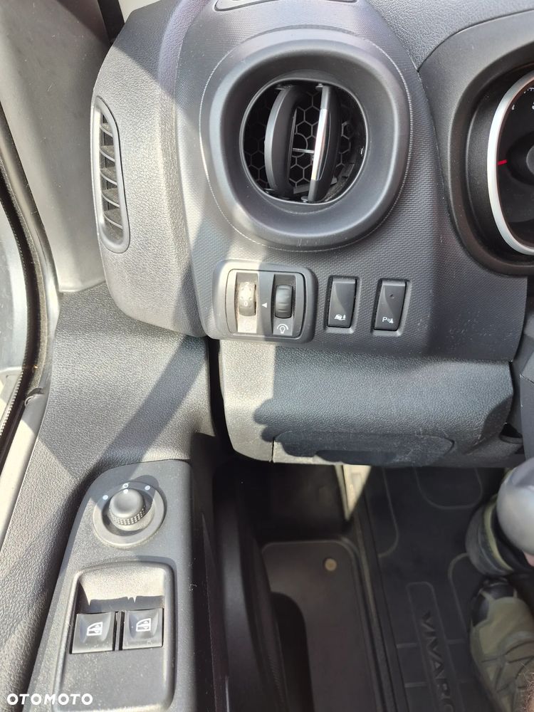 Opel VIVARO B - 22