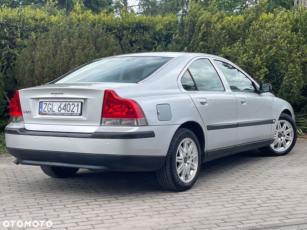 Volvo S60 2.4 Optima - 4