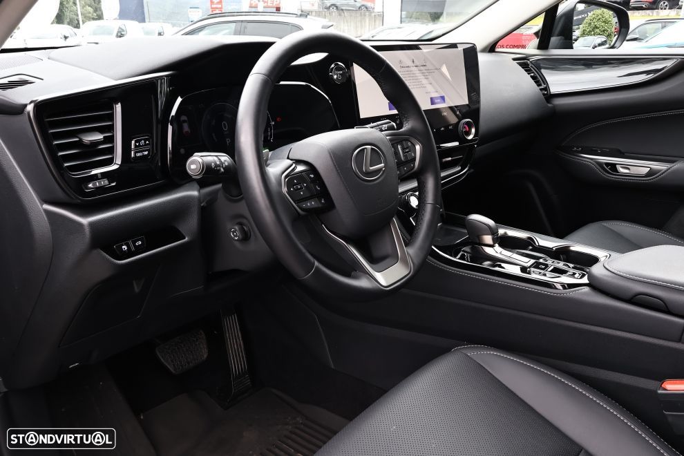 Lexus NX 450h+ Luxury - 17
