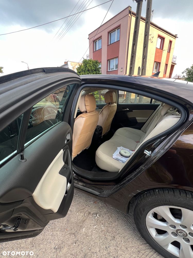 Opel Insignia 2.0 CDTI Cosmo - 11