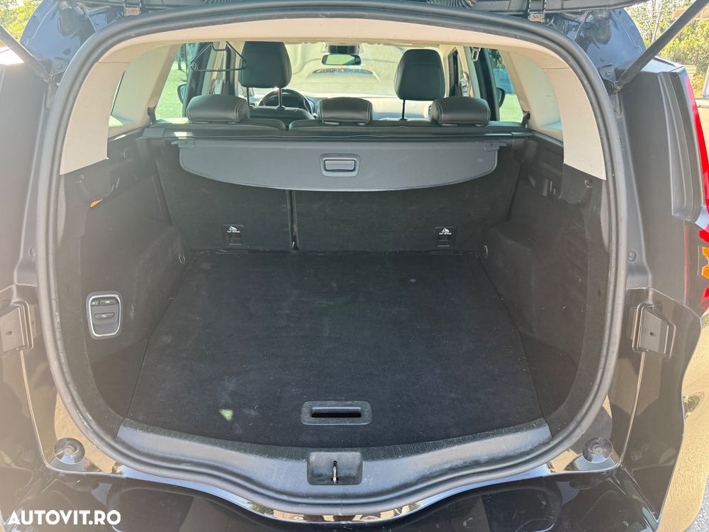 Renault Grand Scenic Energy dCi 110 S&S Bose Edition - 34