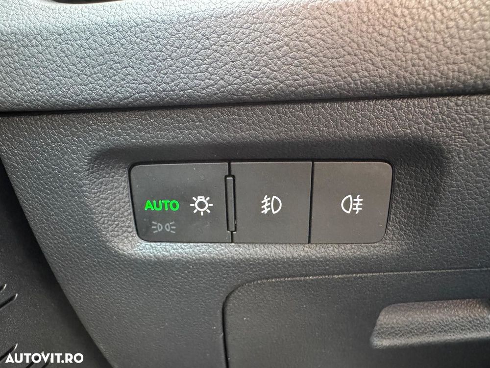 Skoda Octavia 1.5 TSI DSG Ambition - 16