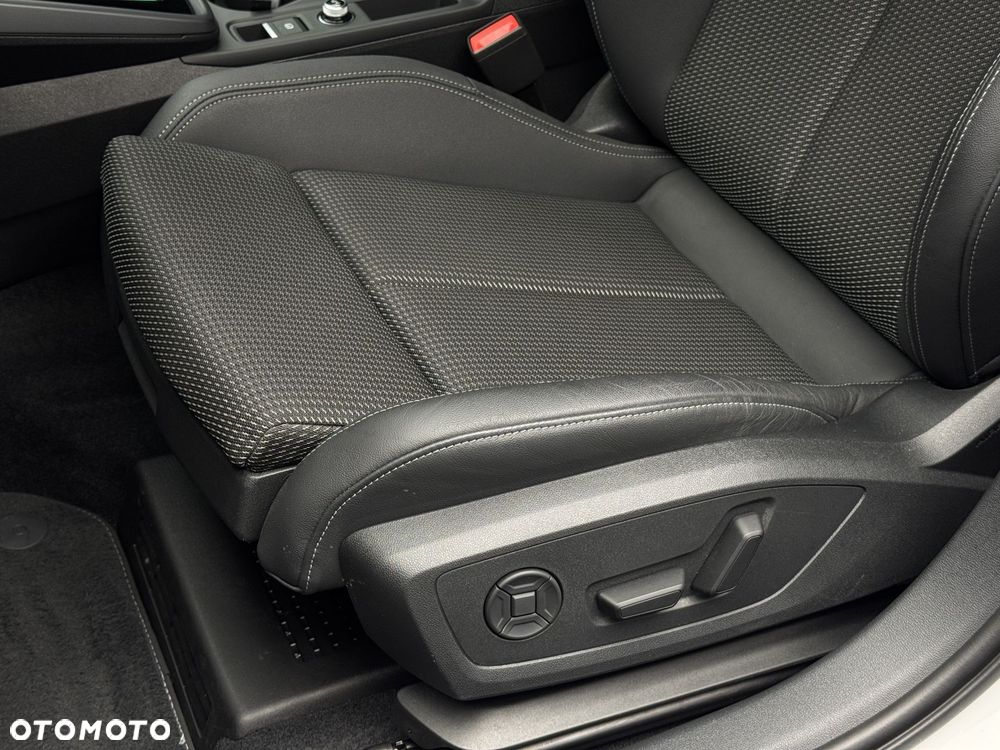 Audi A3 Limousine 35 TFSI mHEV S Line S tronic - 13