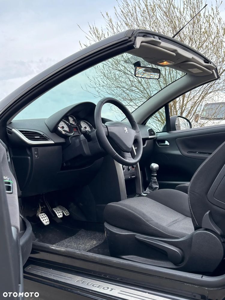 Peugeot 207 CC 1.6 Sport - 8